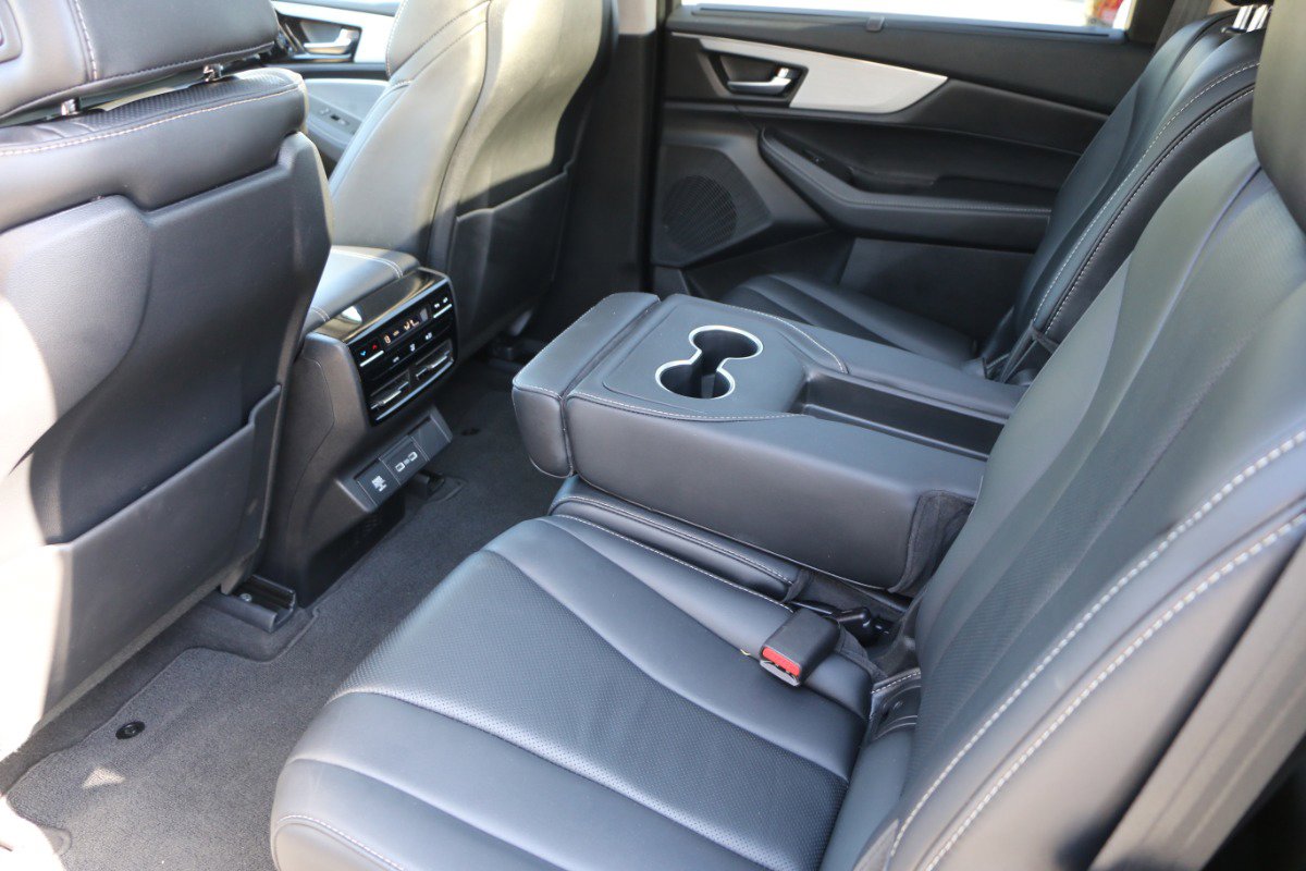 Used 2024 Acura MDX SH-AWD w/ Technology Package image 33