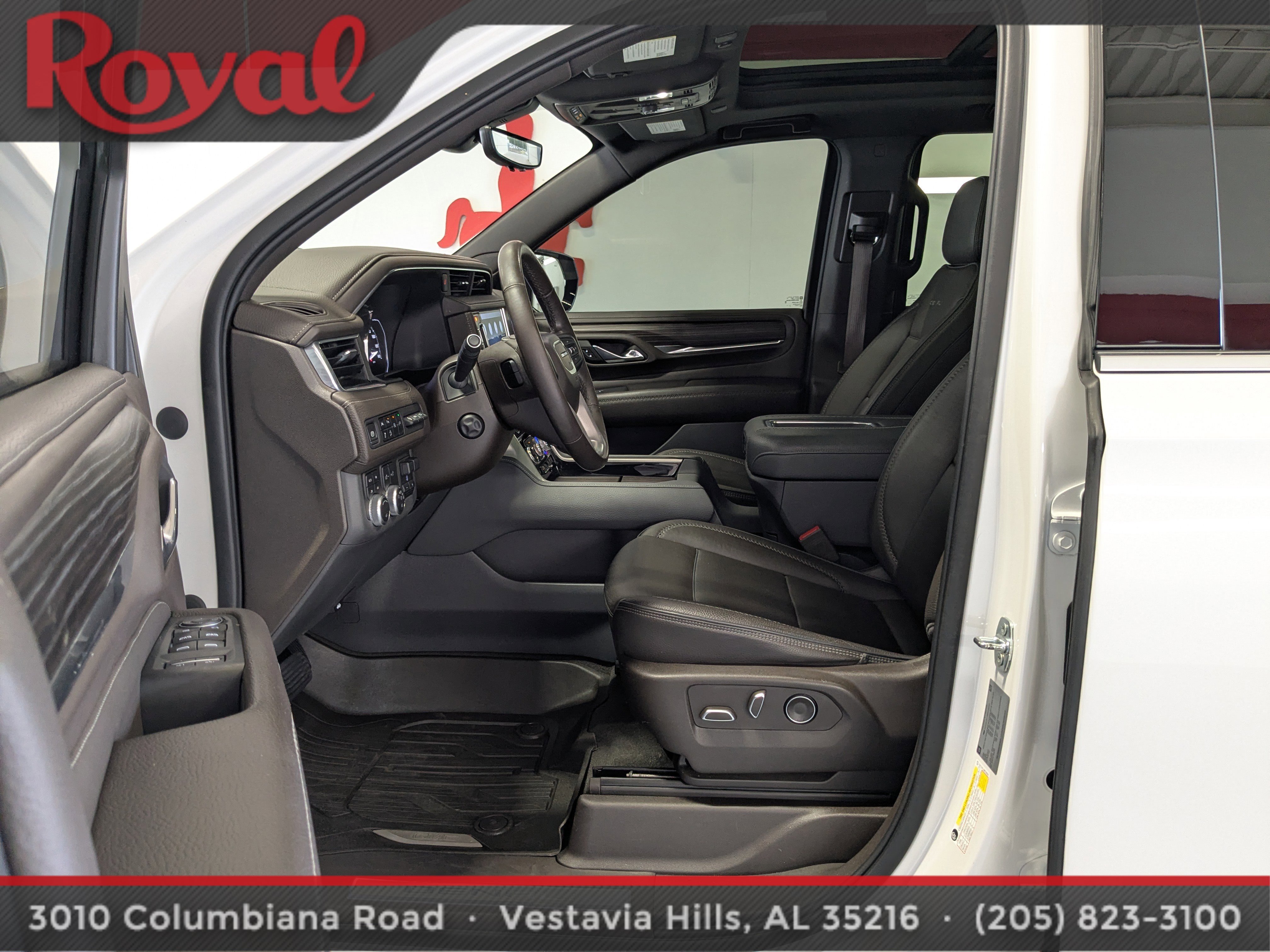 Used 2021 GMC Yukon XL Denali w/ Denali Ultimate Package image 21