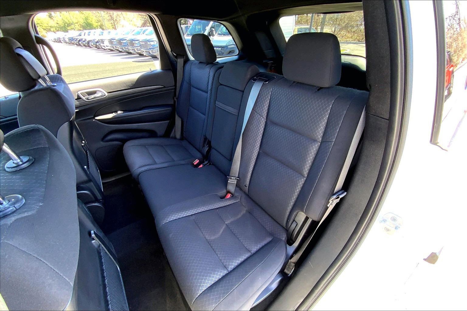 Certified 2021 Jeep Grand Cherokee Laredo AWD/4WD image 19