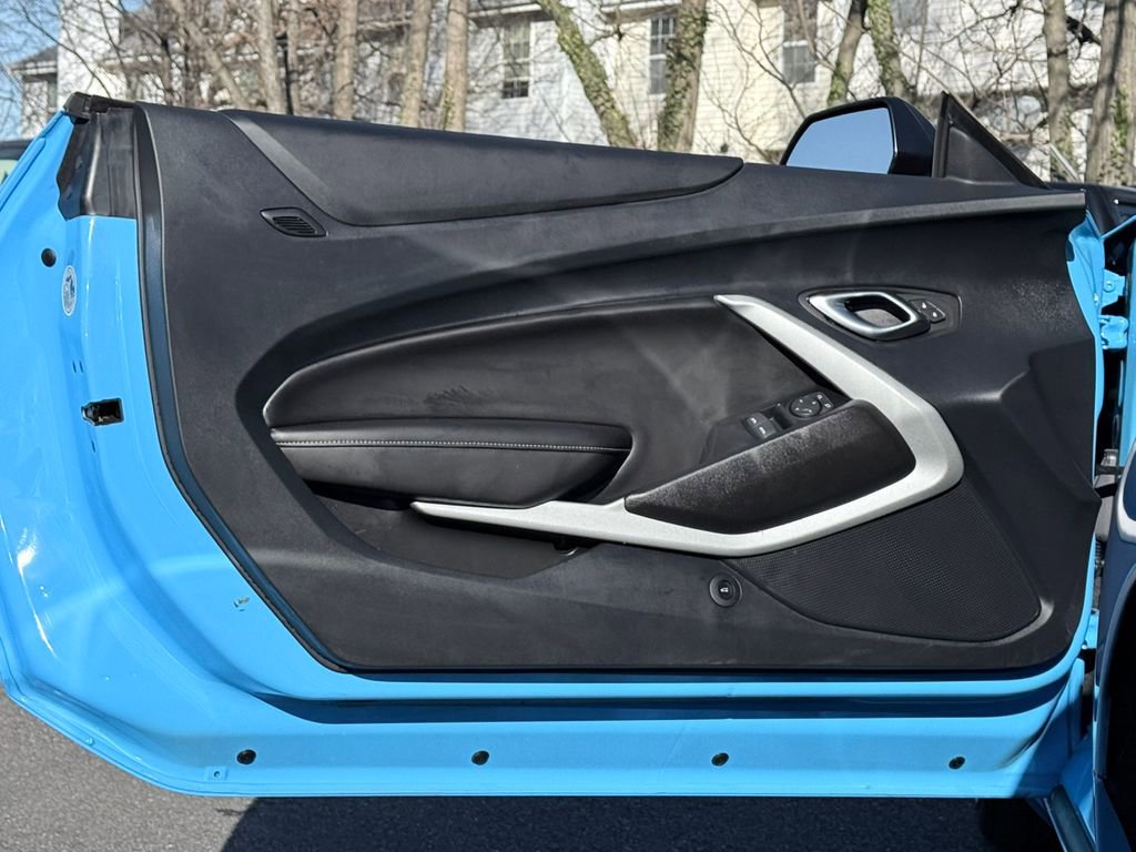 Used 2022 Chevrolet Camaro SS image 18