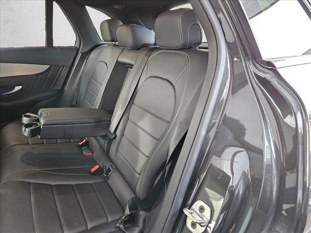 Used 2022 Mercedes-Benz GLC 300 image 17