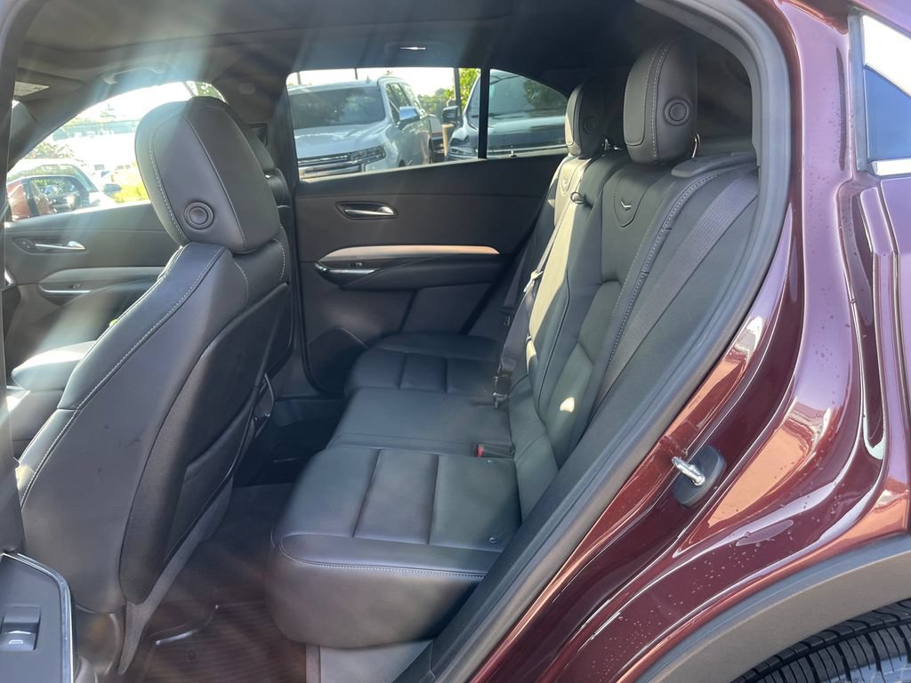 Used 2023 Cadillac XT4 Premium Luxury FWD image 25
