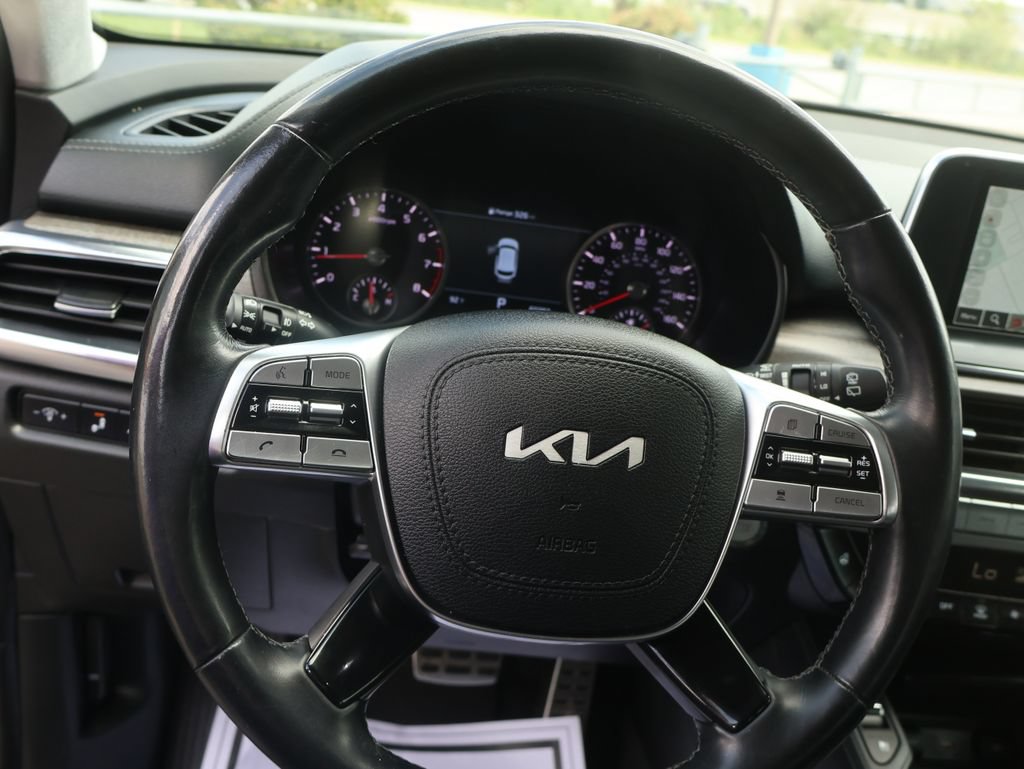 Certified 2022 Kia Telluride SX w/ SX Prestige Package AWD/4WD image 28