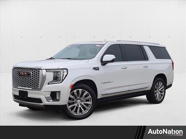 Used 2022 GMC Yukon XL Denali image 1