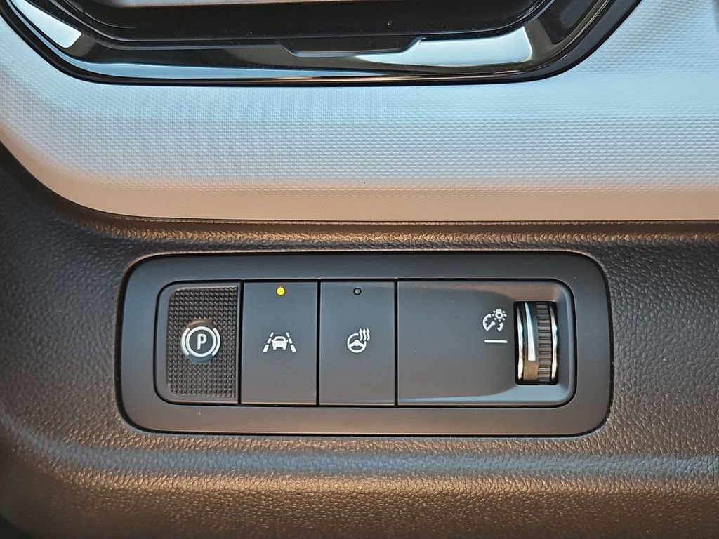 New 2027 Chevrolet Bolt RS w/ Technology Package FWD image 9
