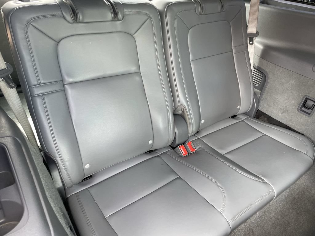 Used 2020 Lincoln Aviator Reserve w/ Equipment Group 202A AWD/4WD image 26