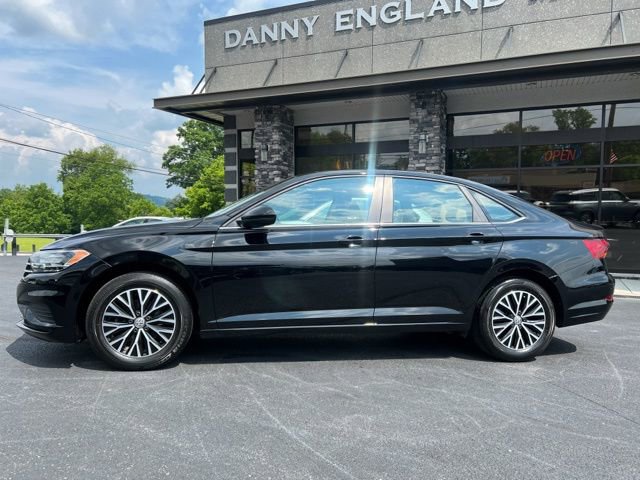 Used 2019 Volkswagen Jetta SE image 3
