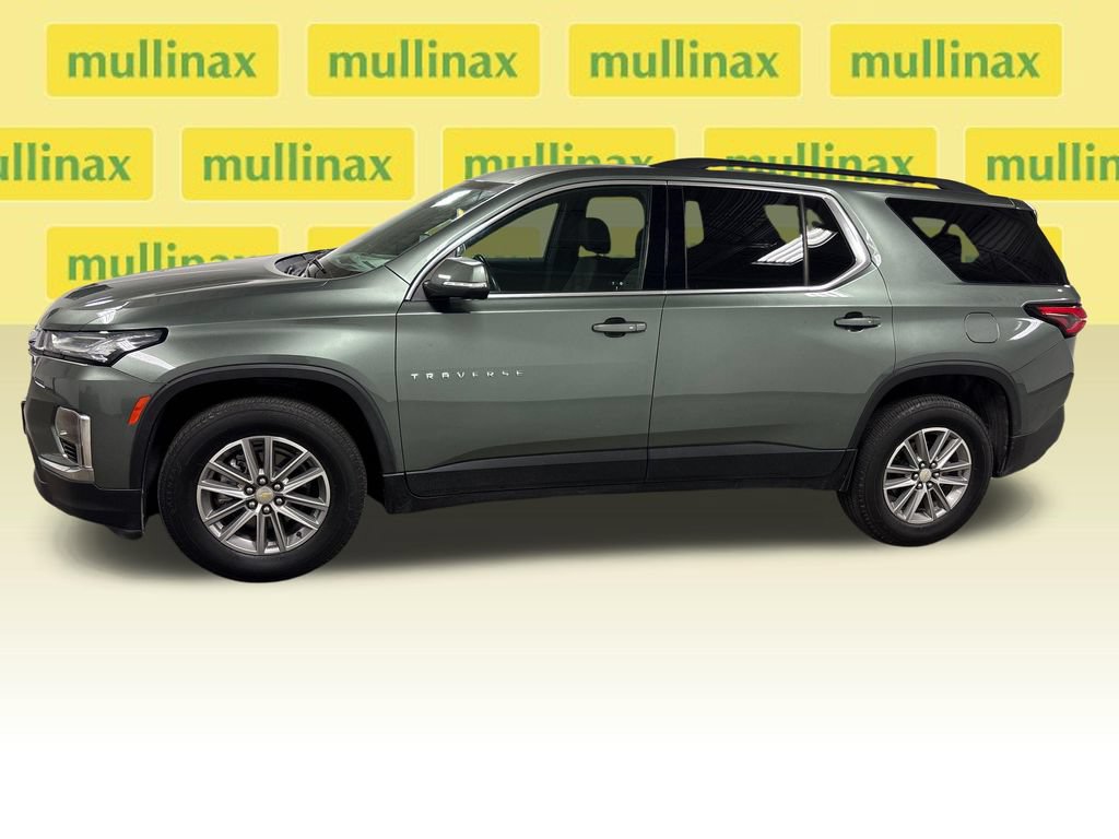 Used 2022 Chevrolet Traverse LT FWD image 11