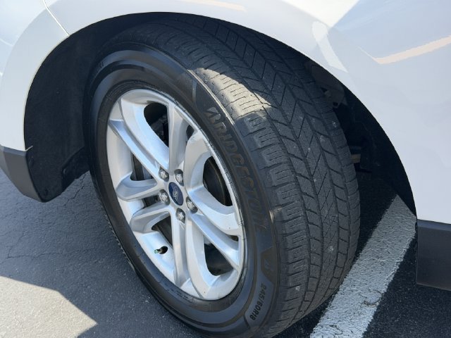 Used 2019 Ford Edge SEL w/ Equipment Group 201A FWD image 36
