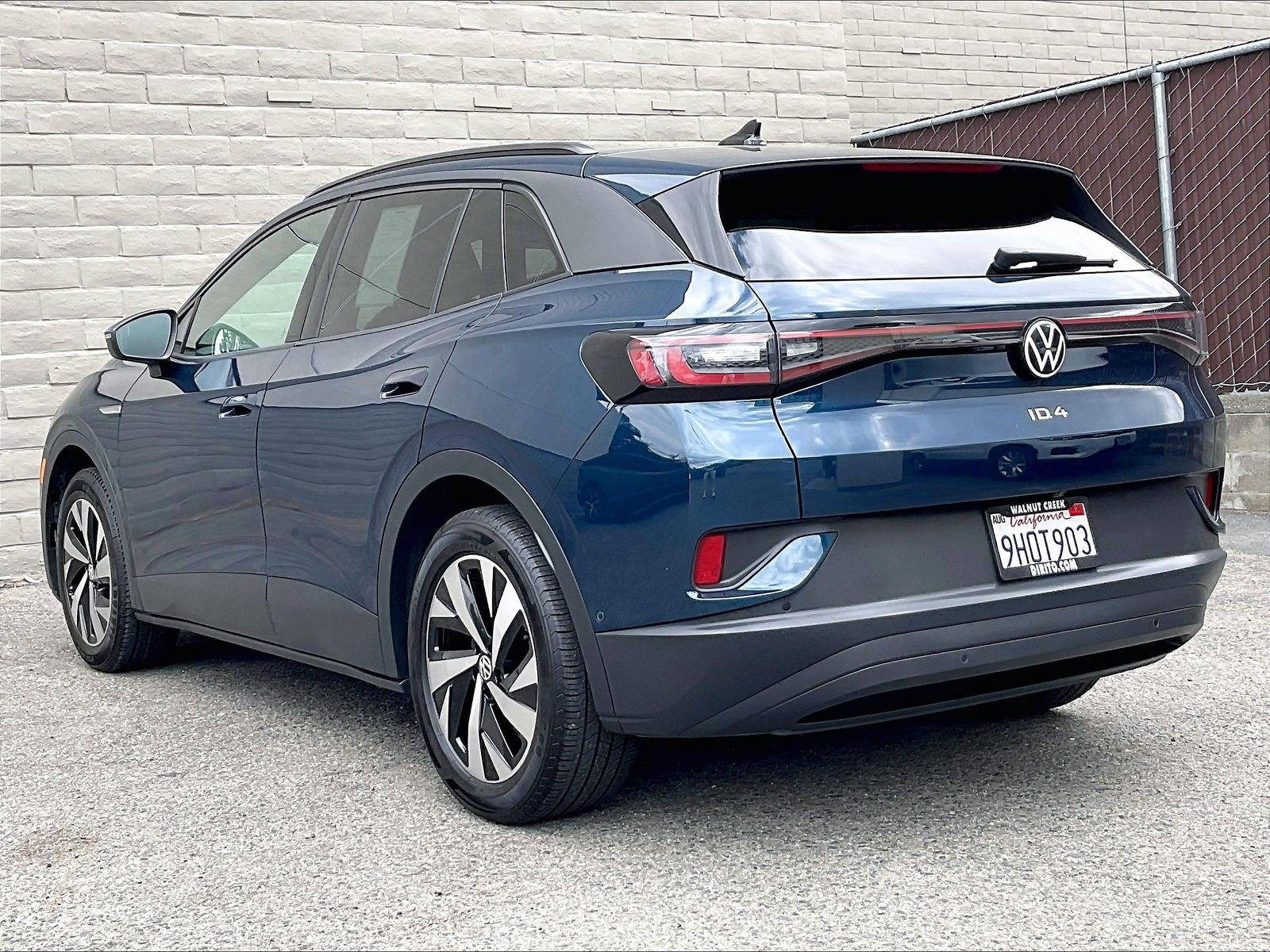 Certified 2023 Volkswagen ID.4 Pro RWD image 9