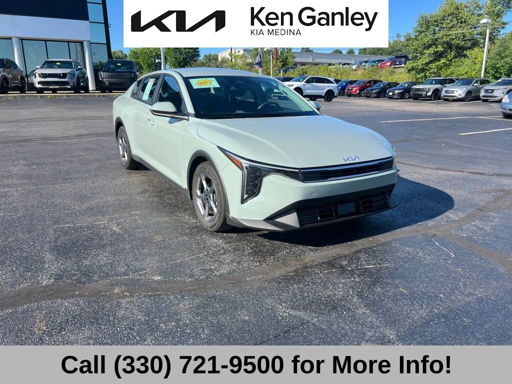 Certified 2025 Kia K4 FWD image 6
