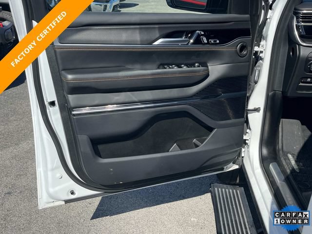 Certified 2024 Jeep Grand Wagoneer Series III w/ Rear Seat Video Group 1 AWD/4WD image 27