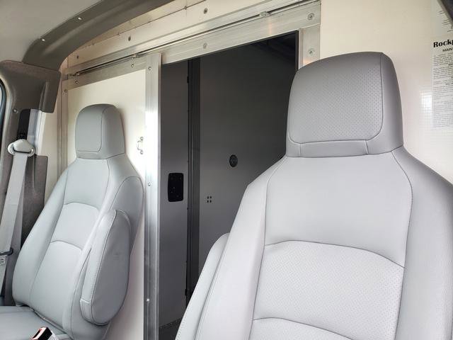 Used 2022 Ford E-350 and Econoline 350 Super Duty w/ Power Windows & Locks Group image 27