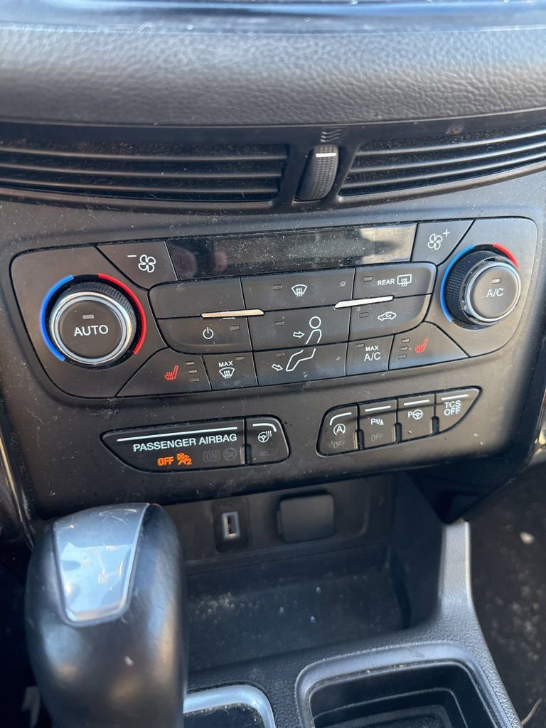 Used 2017 Ford Escape Titanium w/ Equipment Group 301A image 11