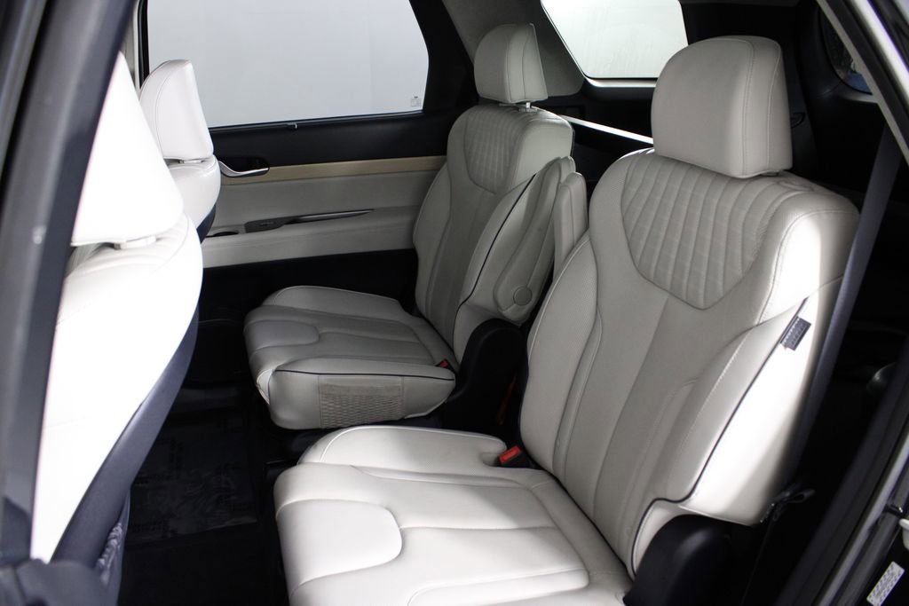 Used 2023 Hyundai Palisade Limited image 22