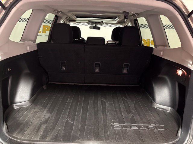 Used 2016 Subaru Forester 2.5i Premium w/ All-Weather Package AWD/4WD image 14