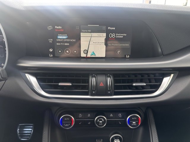 New 2025 Alfa Romeo Stelvio Sprint w/ Veloce Package image 17