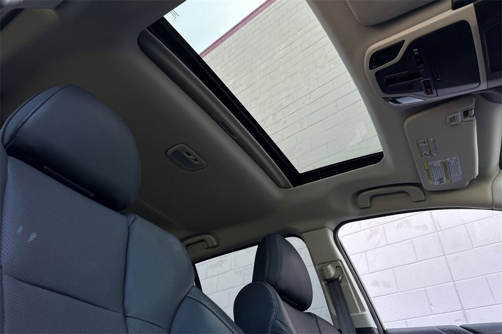 Used 2024 Subaru Outback Limited image 17