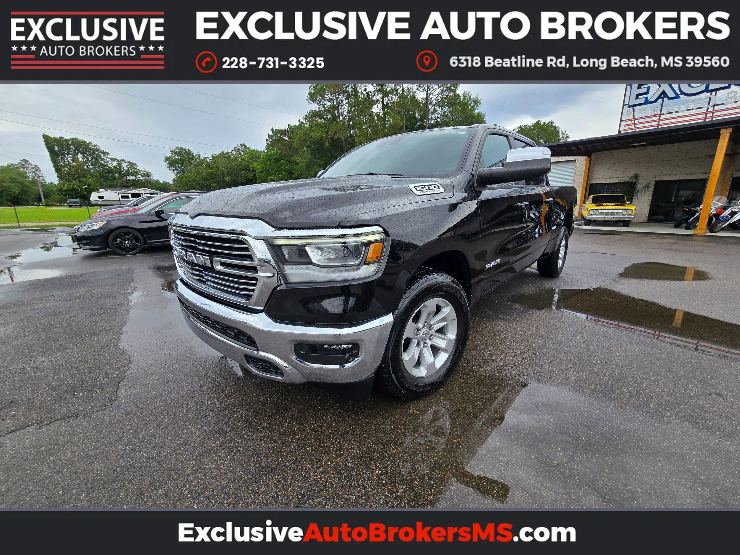Used 2023 RAM 1500 Laramie image 2