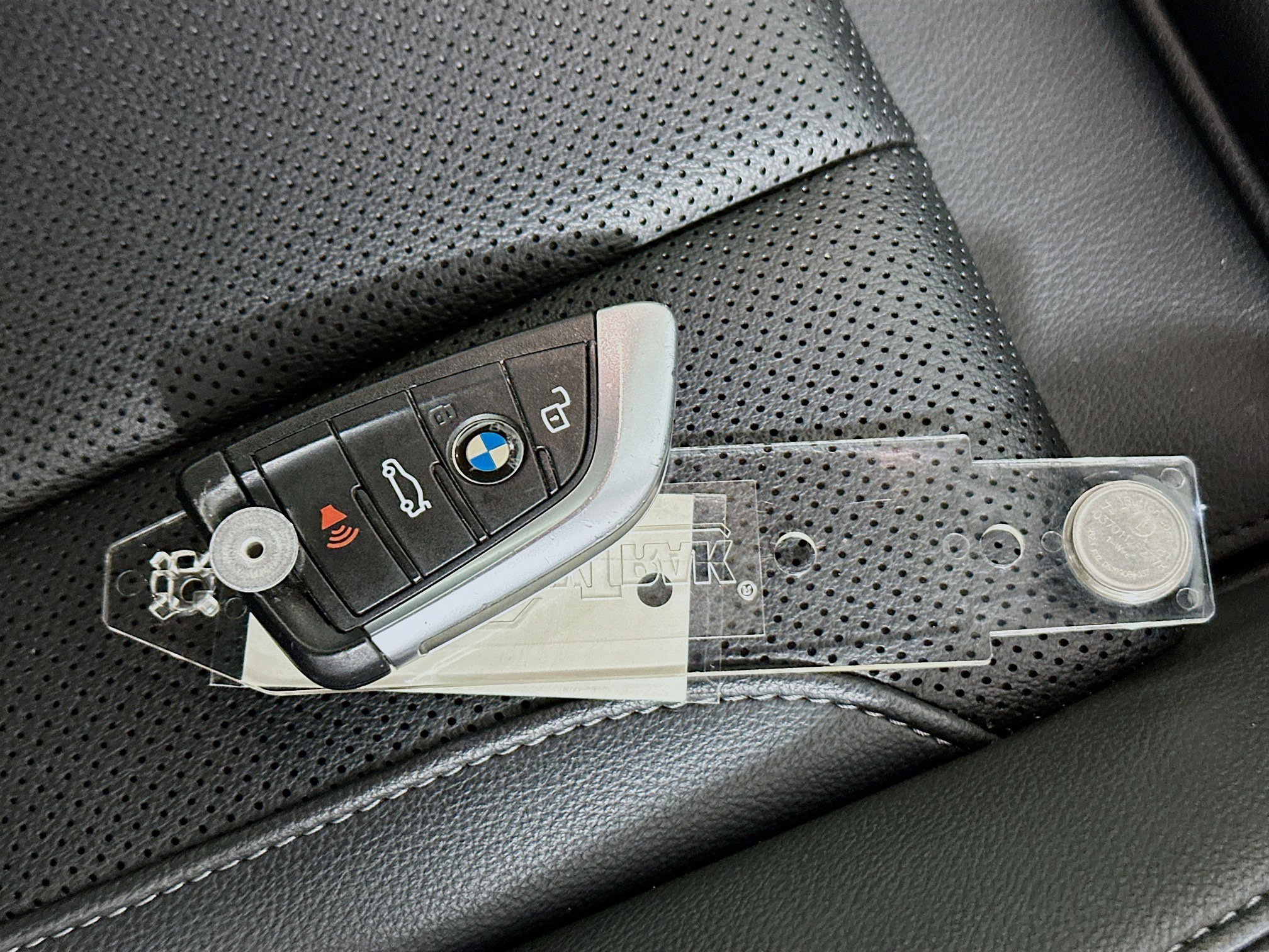 Used 2025 BMW 430i Convertible w/ Premium Package image 32