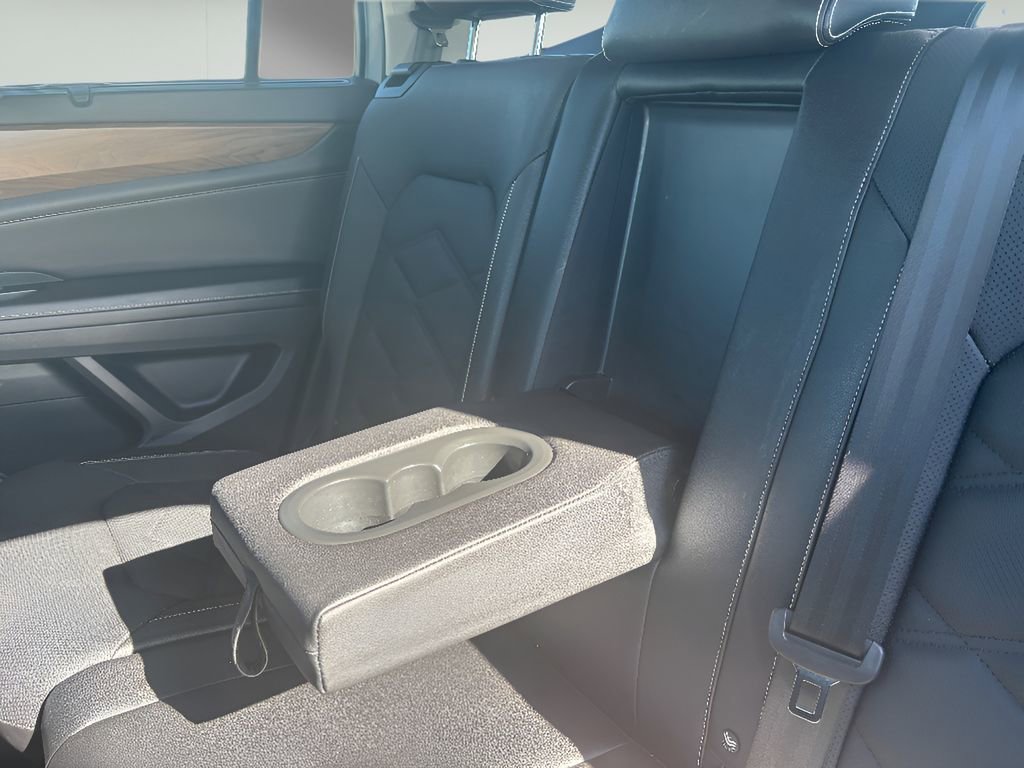 Used 2025 Volkswagen Atlas SE image 35