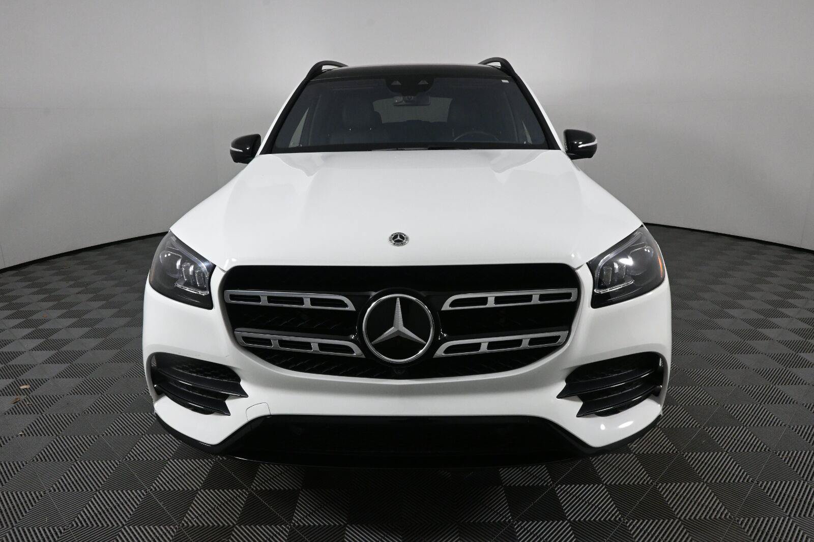 Certified 2022 Mercedes-Benz GLS 450 4MATIC image 35