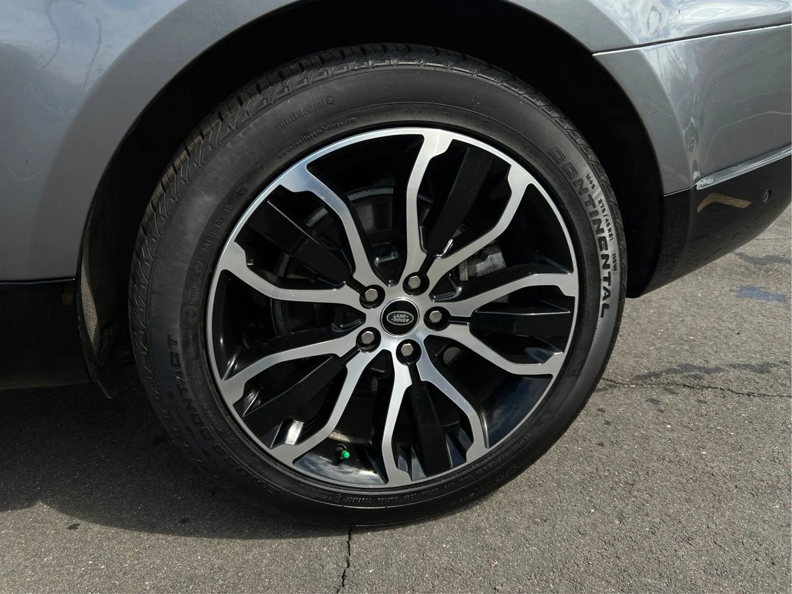 Used 2022 Land Rover Range Rover Sport HSE Silver Edition image 30