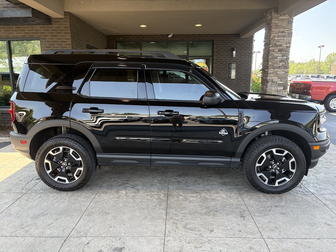 Used 2023 Ford Bronco Sport Outer Banks AWD/4WD image 5