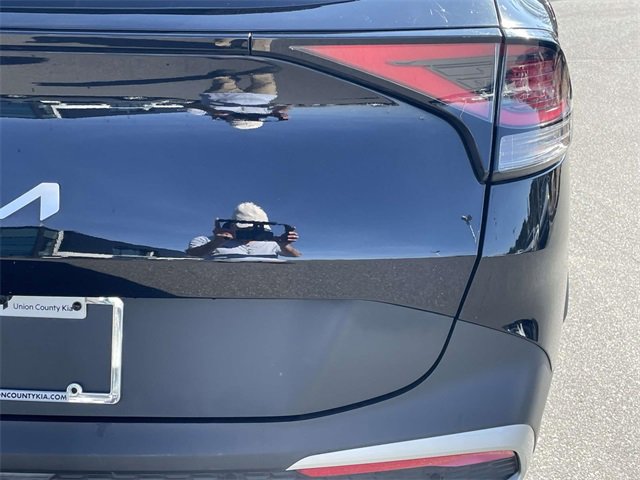 Used 2023 Kia Sportage EX image 17