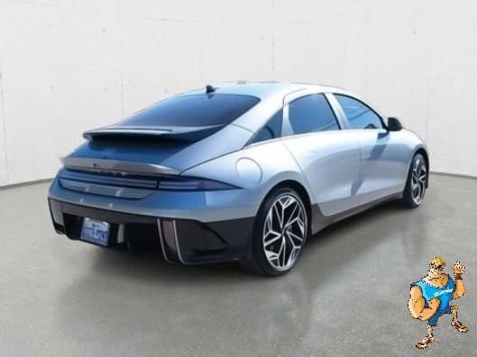Used 2025 Hyundai Ioniq 6 SEL image 4