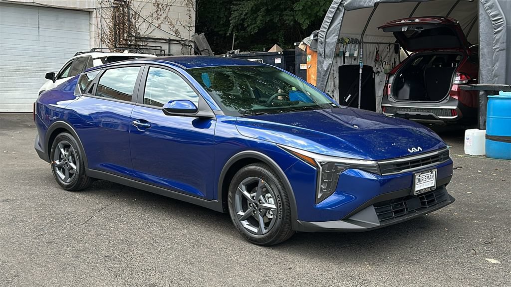 New 2026 Kia K4