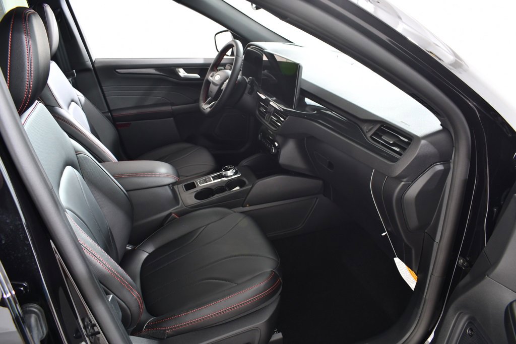 New 2025 Ford Escape ST-Line Elite w/ Premium Technology Package image 10