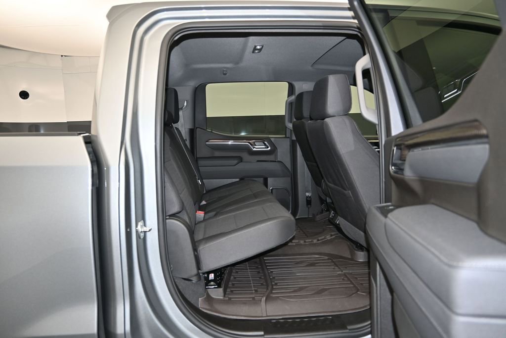 Certified 2026 Chevrolet Silverado 1500 LT w/ Convenience Package II AWD/4WD image 25
