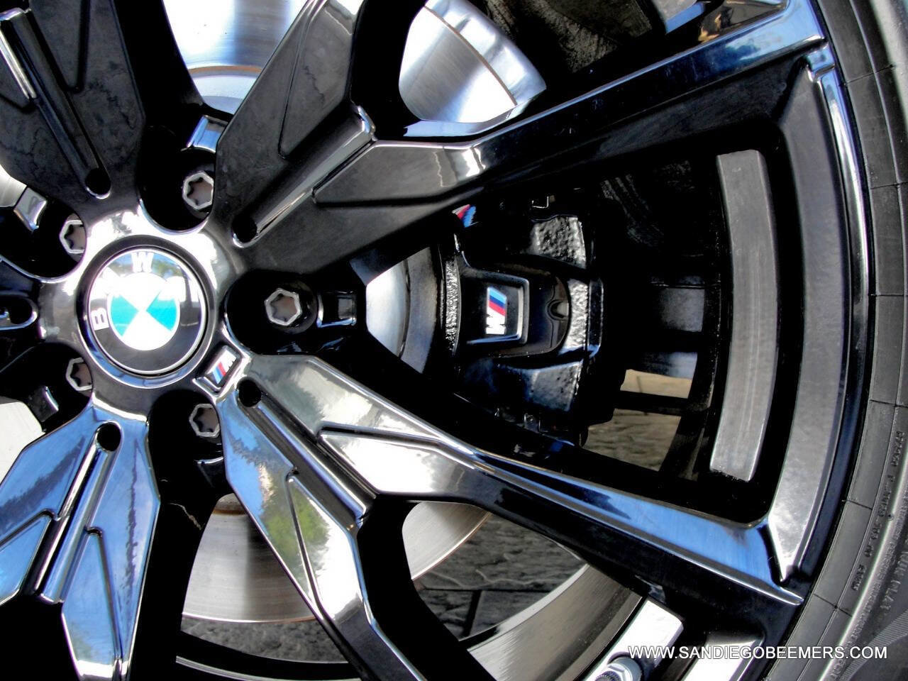 Used 2022 BMW X7 xDrive40i w/ M Sport Package image 14