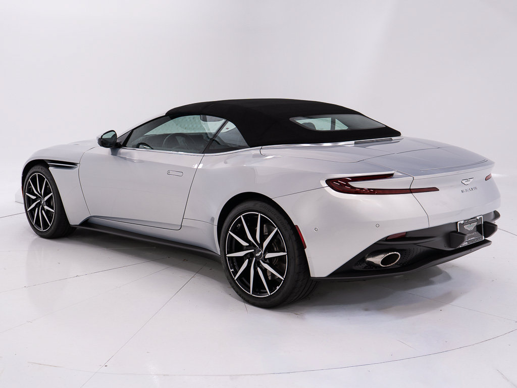 Used 2020 Aston Martin DB11 Volante RWD image 12