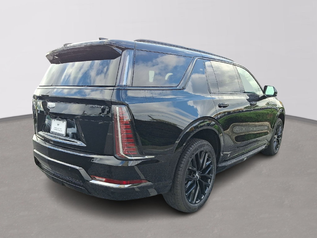 New 2026 Cadillac Escalade IQL Sport 1 w/ LPO, ONYX Package AWD/4WD image 4