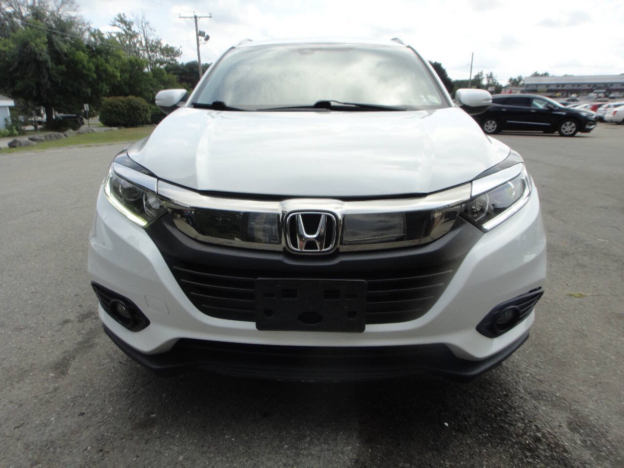 Used 2019 Honda HR-V EX image 2