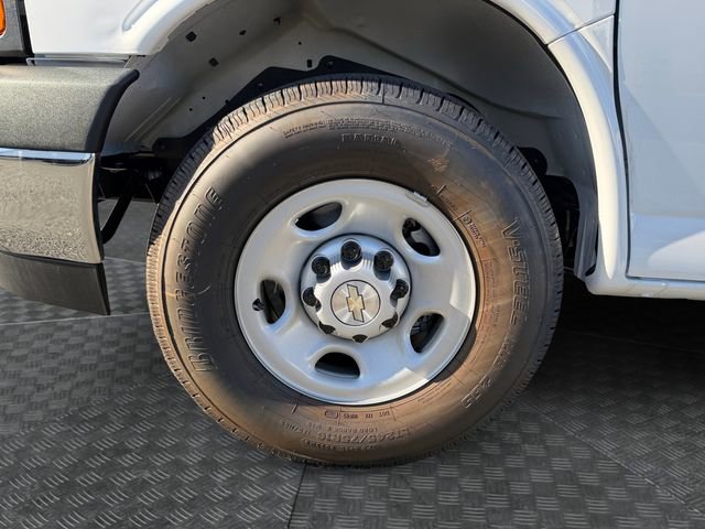 New 2025 Chevrolet Express 3500 w/ Driver Convenience Package image 14
