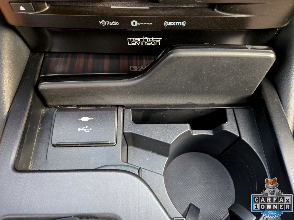 Used 2021 Lexus ES 300h Ultra Luxury w/ Accessory Package FWD image 47