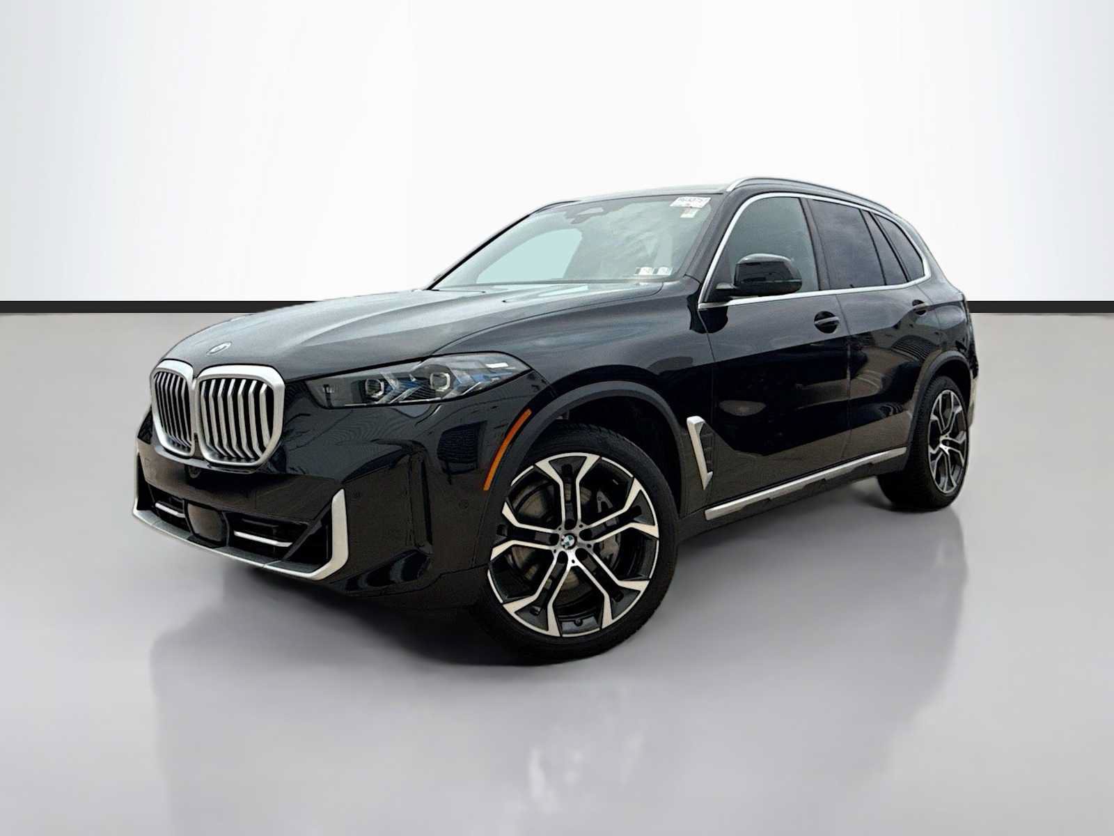 Used 2026 BMW X5 M60i AWD/4WD image 1