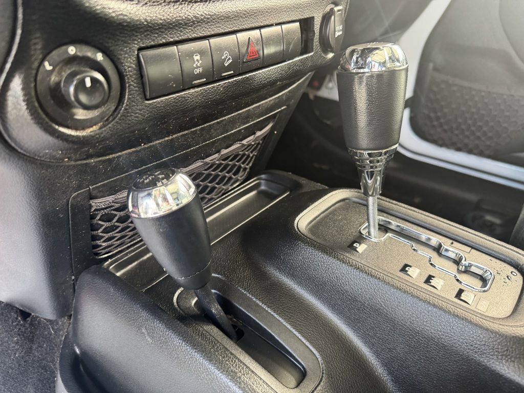 Used 2012 Jeep Wrangler Unlimited Sport image 16