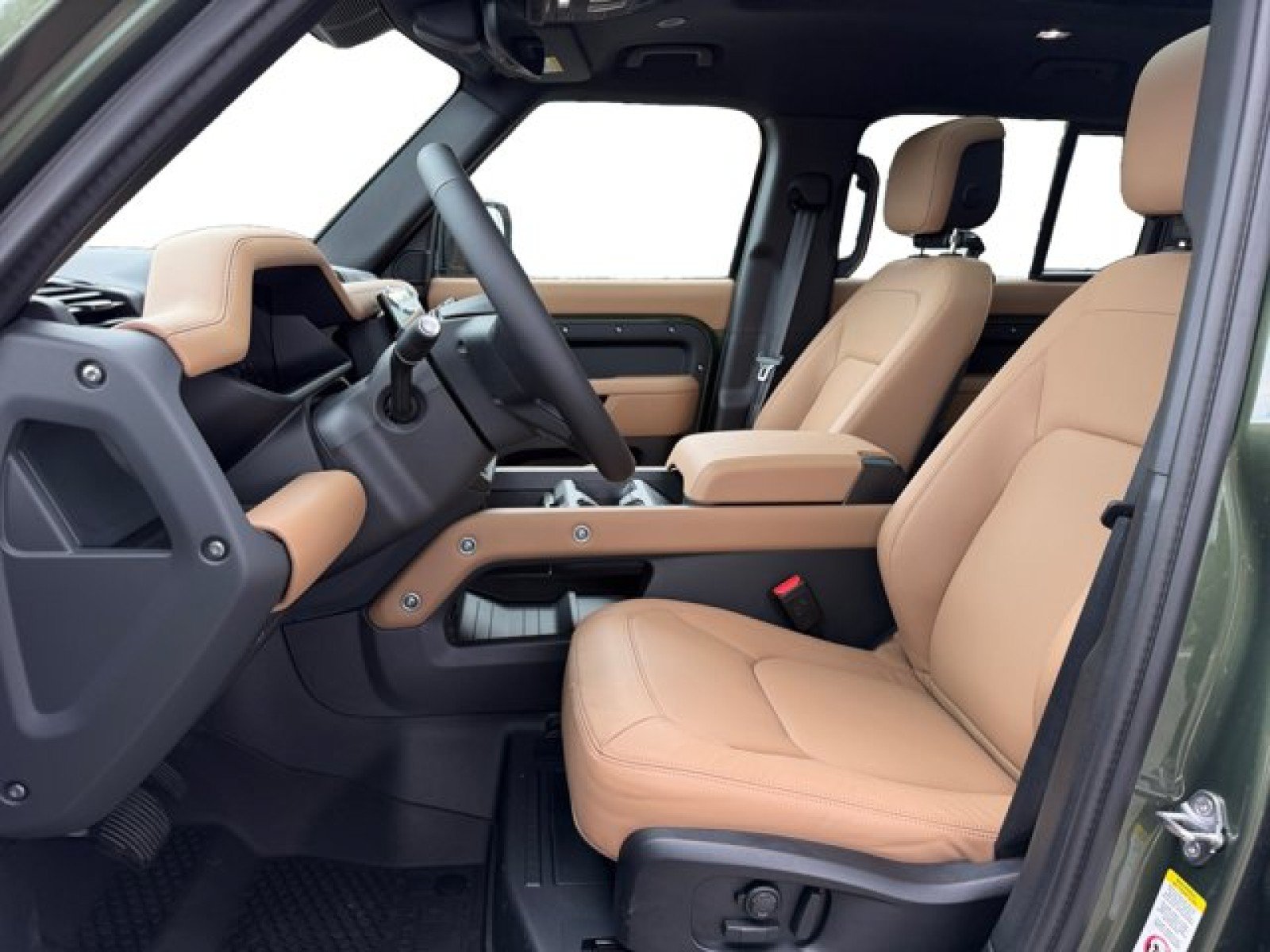 New 2026 Land Rover Defender 110 X-Dynamic SE AWD/4WD image 10