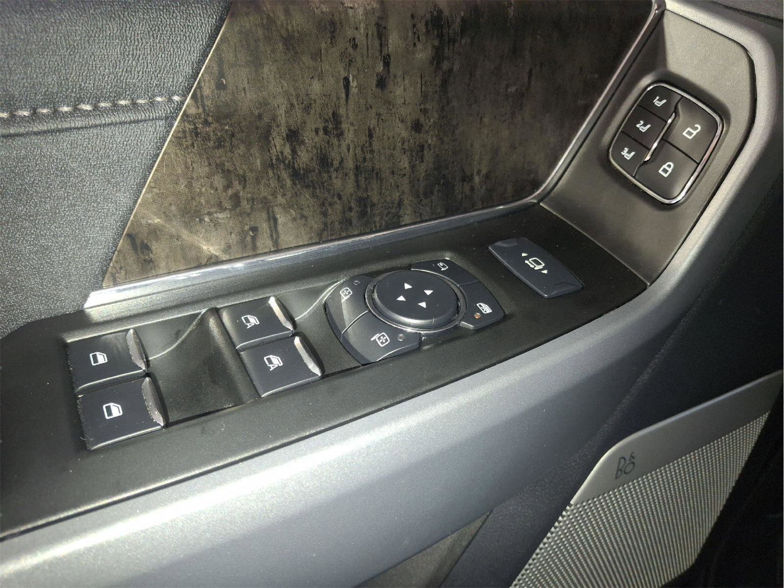 Used 2024 Ford F450 Lariat AWD/4WD image 30