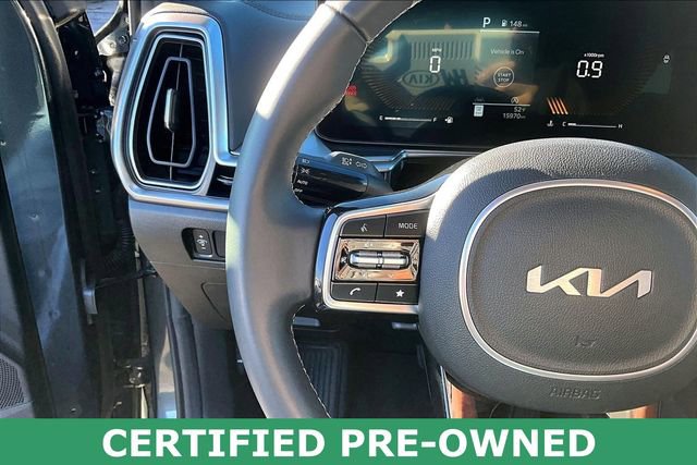 Certified 2025 Kia Sorento S image 17