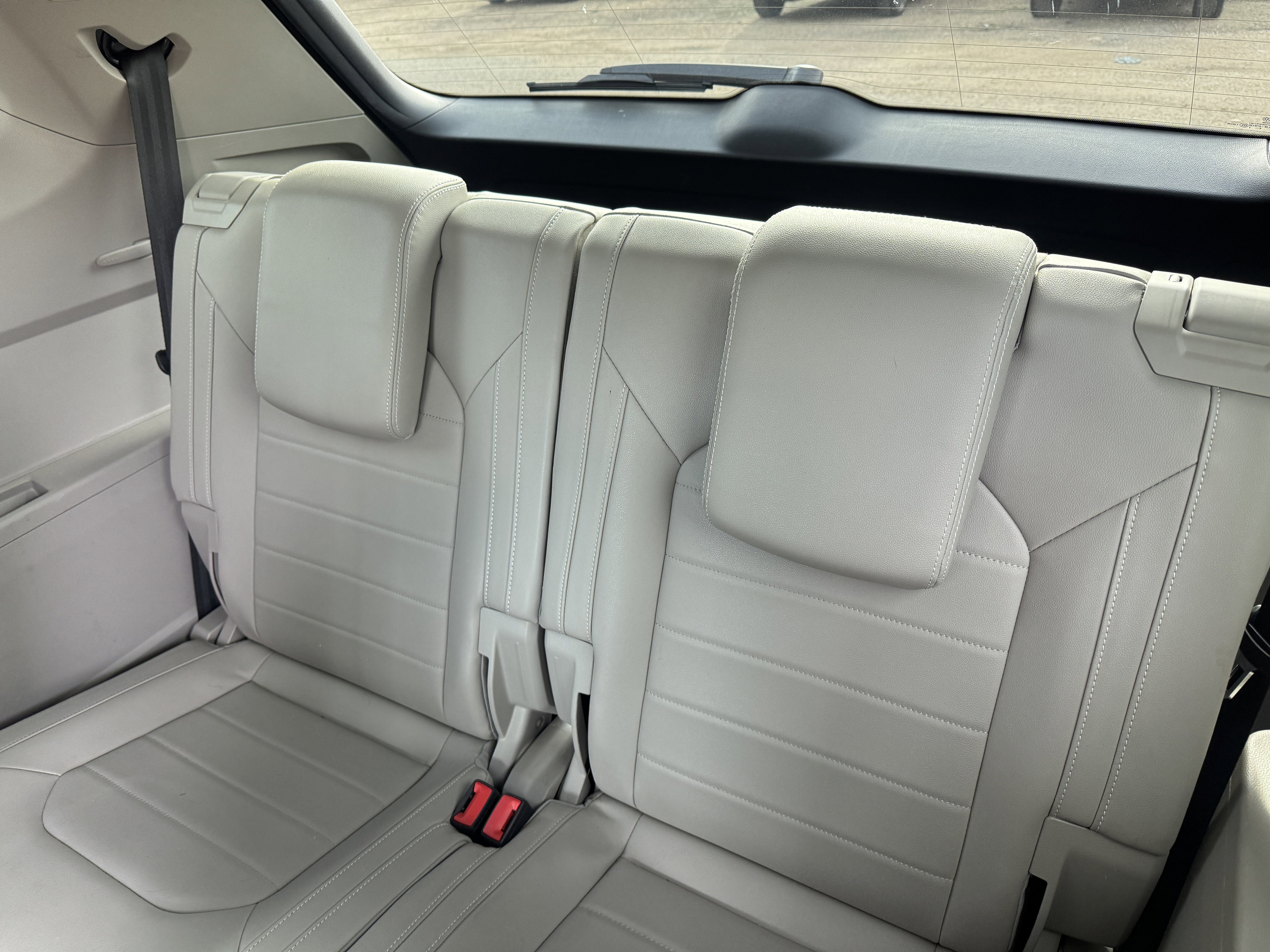Used 2021 Volkswagen Atlas SEL Premium AWD/4WD image 17