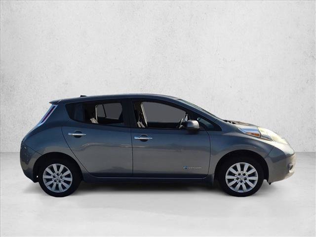 Used 2016 Nissan Leaf S w/ Charger Package FWD image 4