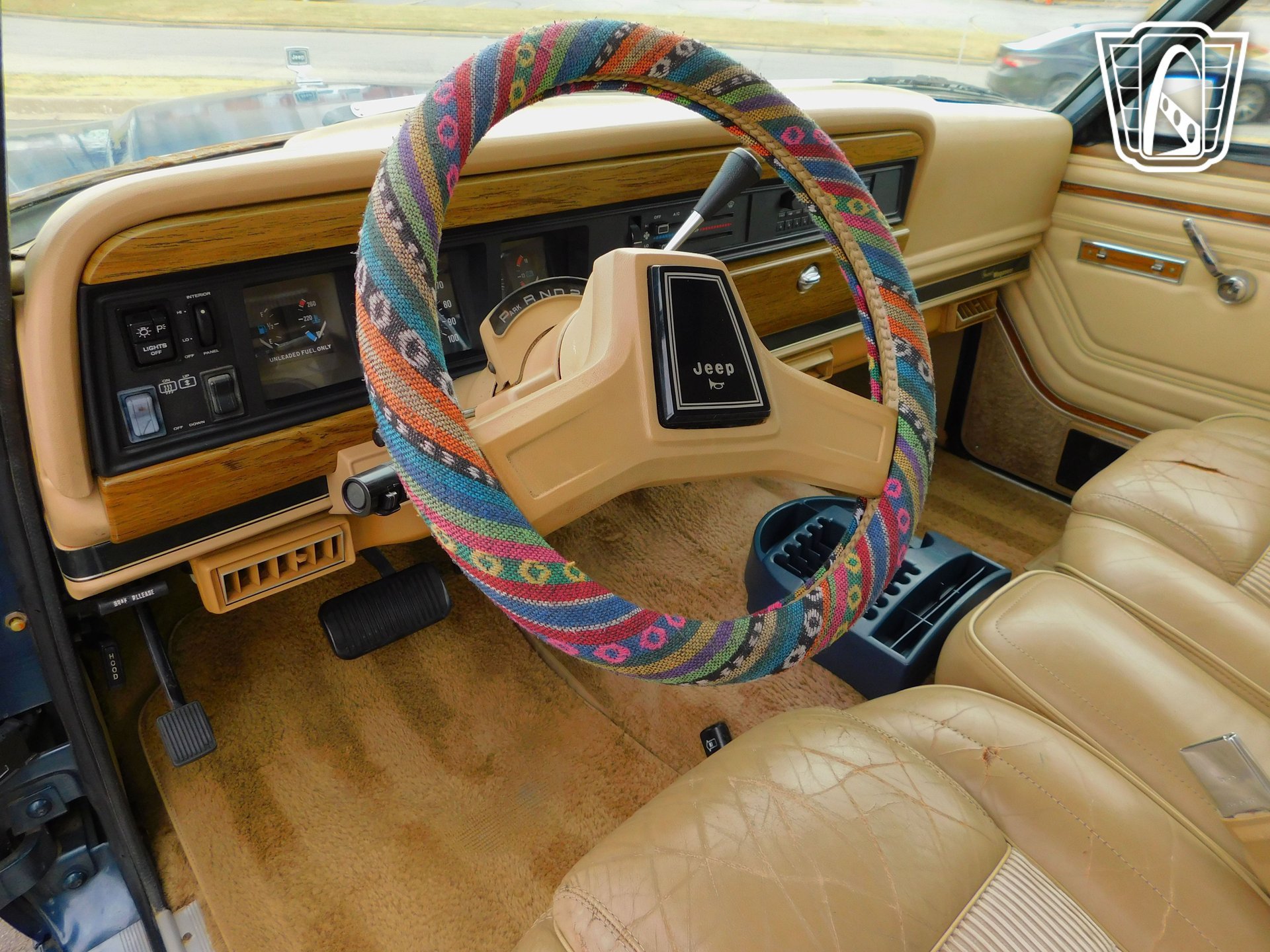 Used 1989 Jeep Grand Wagoneer AWD/4WD image 9