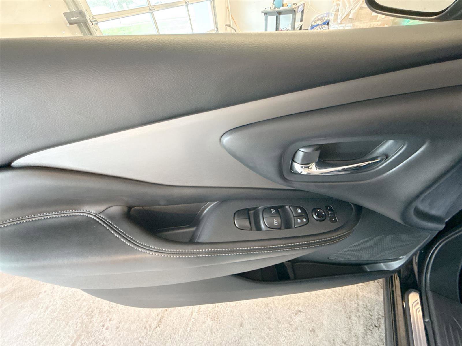 Used 2019 Nissan Murano S AWD/4WD image 15