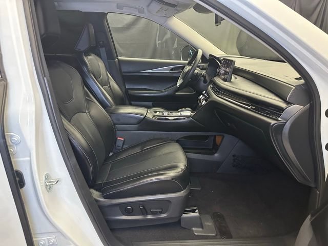 Used 2023 INFINITI QX60 Luxe w/ Cargo Package AWD/4WD image 15