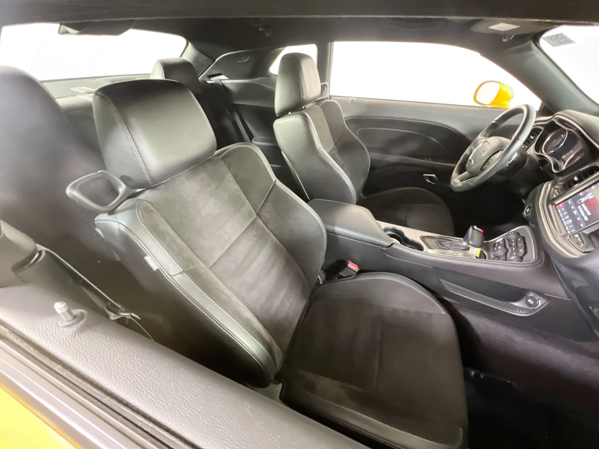 Used 2018 Dodge Challenger R/T Plus image 26